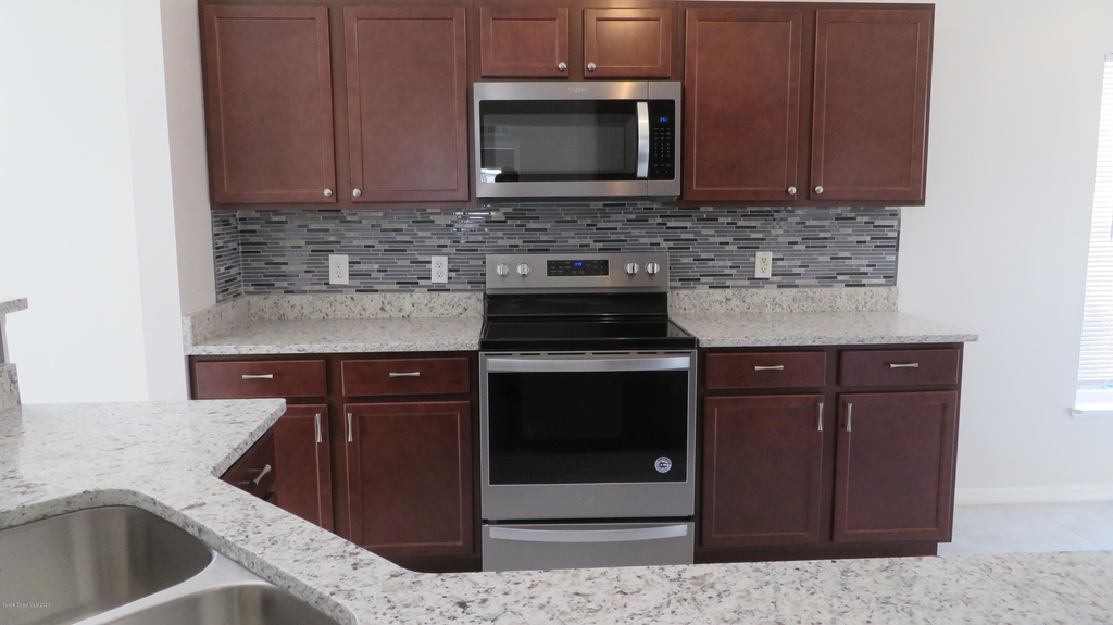 1777 Sawgrass Drive Sw - Photo 4
