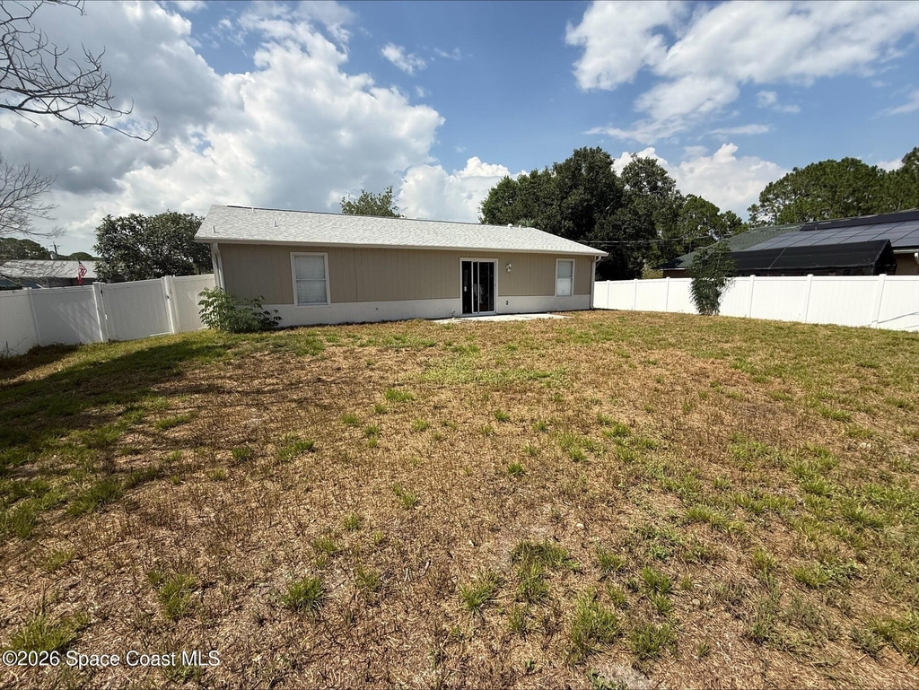 1812 Glenridge Street Nw - Photo 7