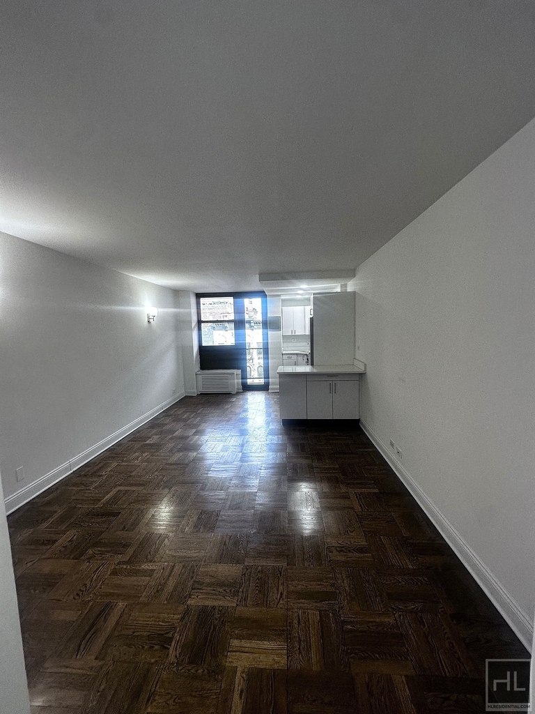 East 35 Street - Photo 0