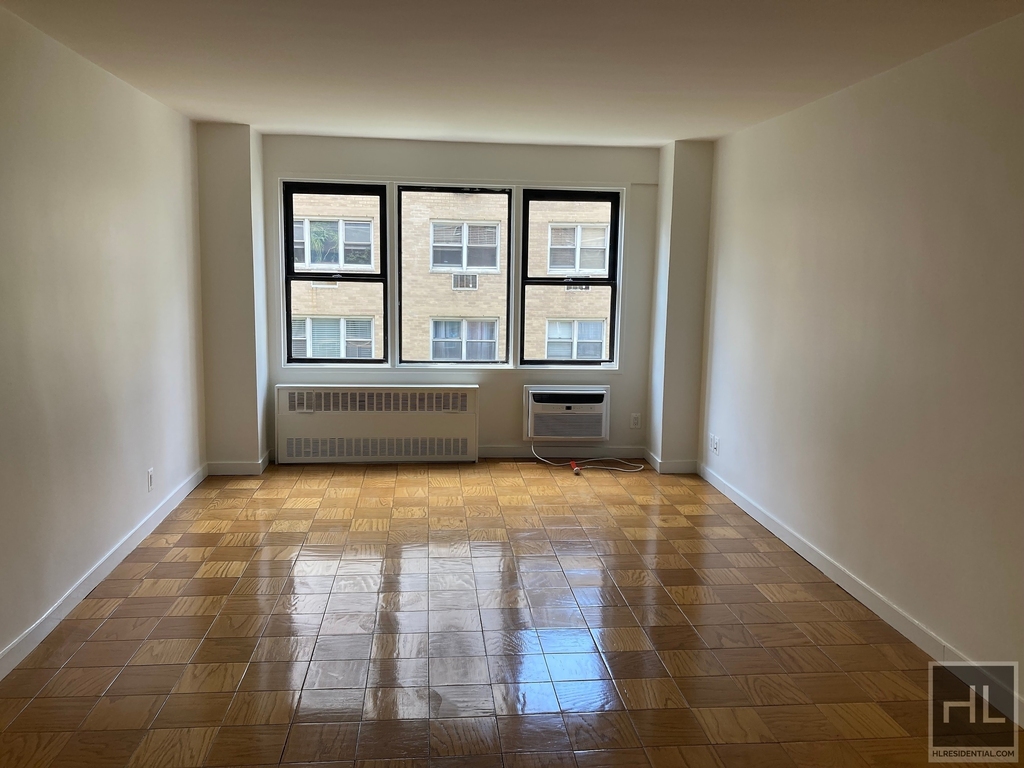 East 36 Street - Photo 0