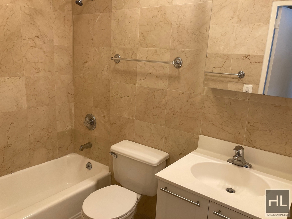 East 36 Street - Photo 1