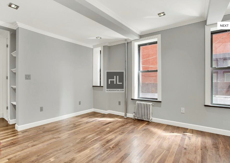 2 Avenue - Photo 1