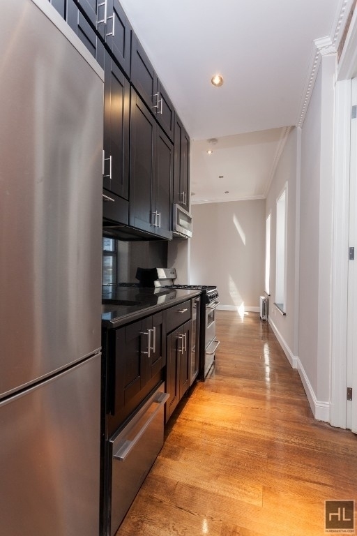 East 100th Street - Photo 1