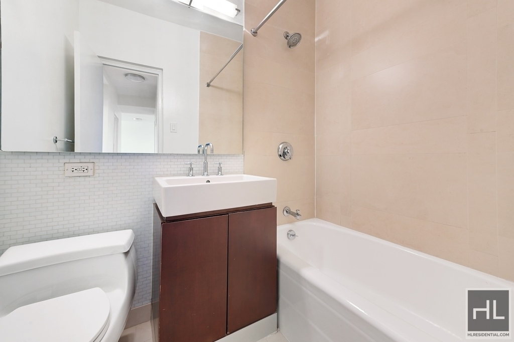 East 63 Street - Photo 16