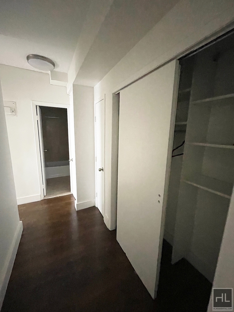 East 63 Street - Photo 14