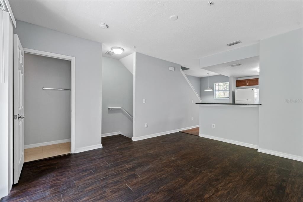5710 Las Ventanas Drive - Photo 2