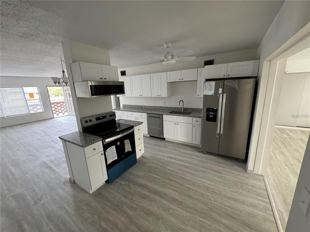 2072 Australia Way W - Photo 0