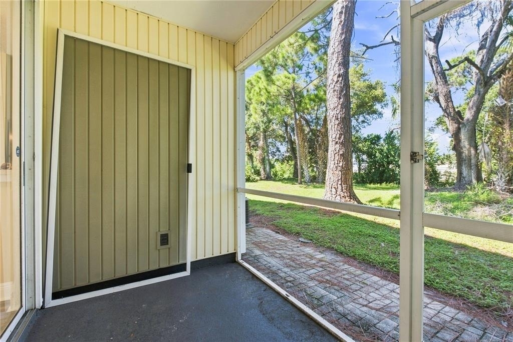 13710 Forest Lake Drive - Photo 24