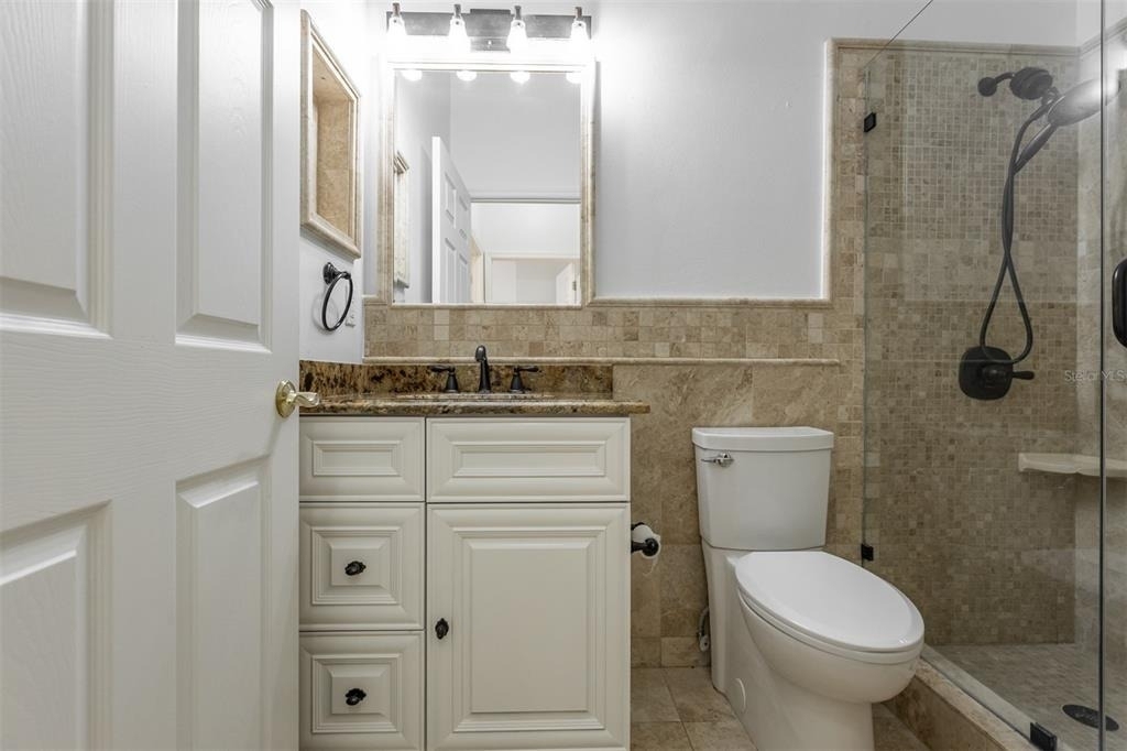18120 Palm Breeze Drive - Photo 22