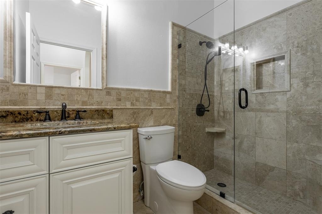 18120 Palm Breeze Drive - Photo 24