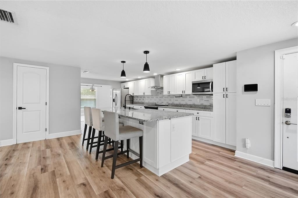 2707 W Kenmore Avenue - Photo 7