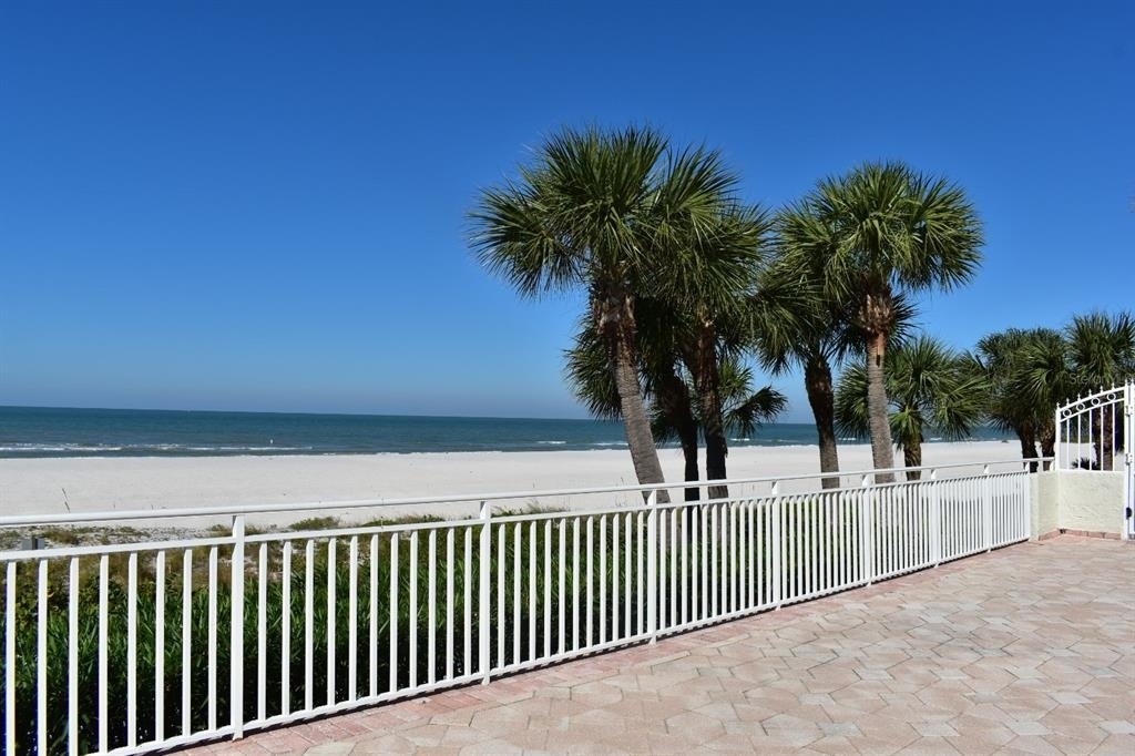 1390 Gulf Boulevard - Photo 38