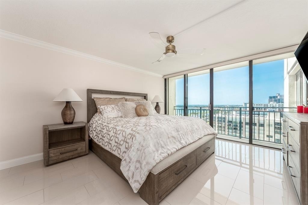 1390 Gulf Boulevard - Photo 13