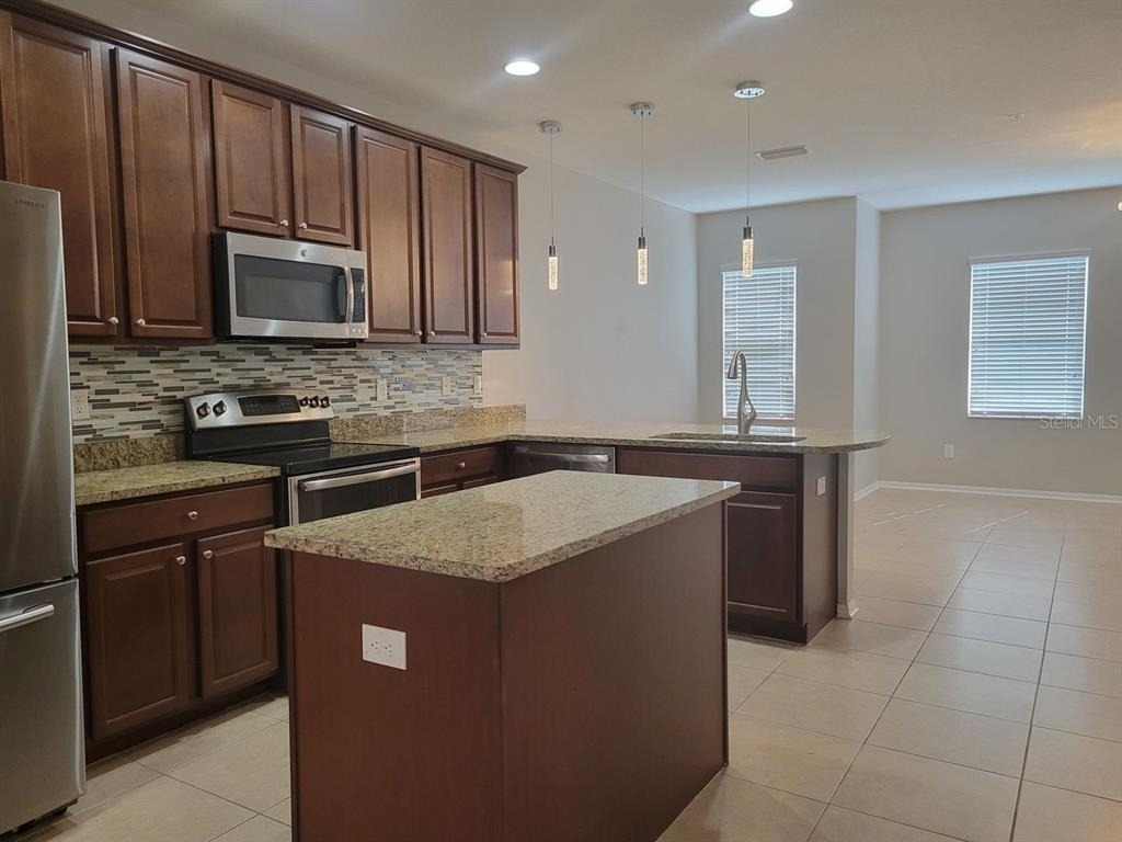 5525 White Marlin Court - Photo 8