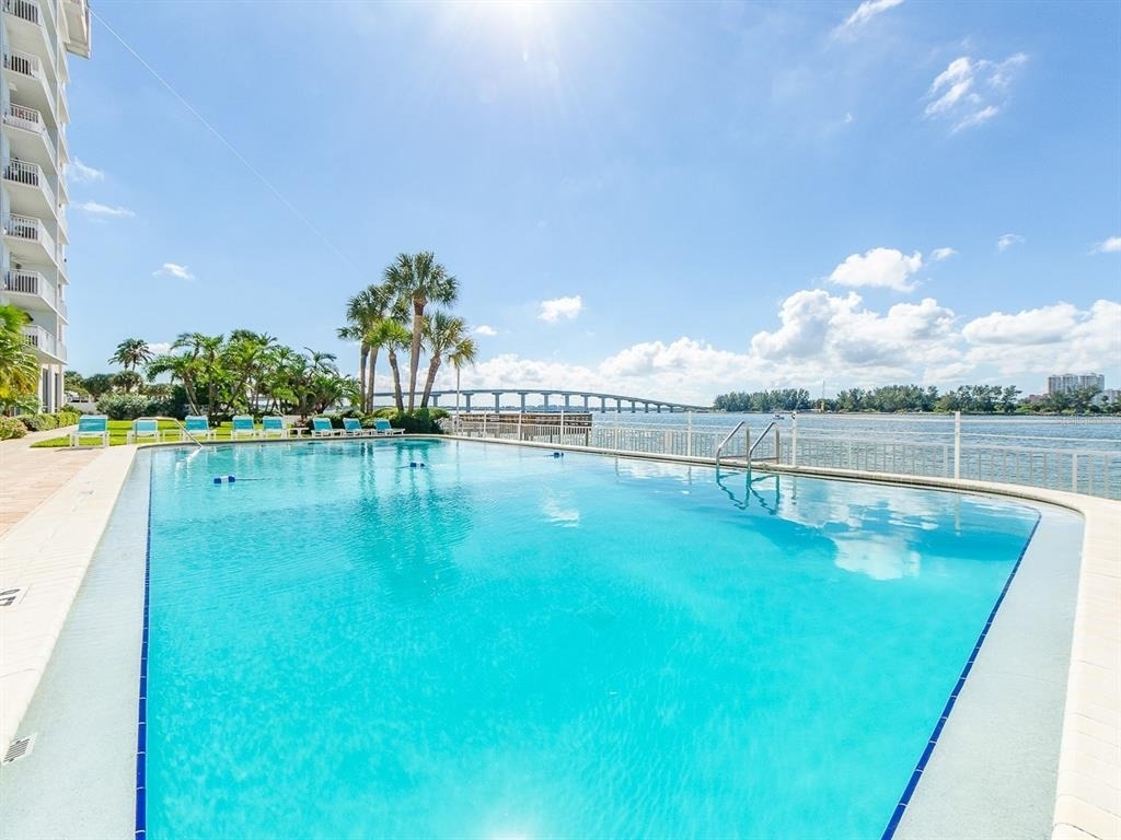675 S Gulfview Boulevard - Photo 5