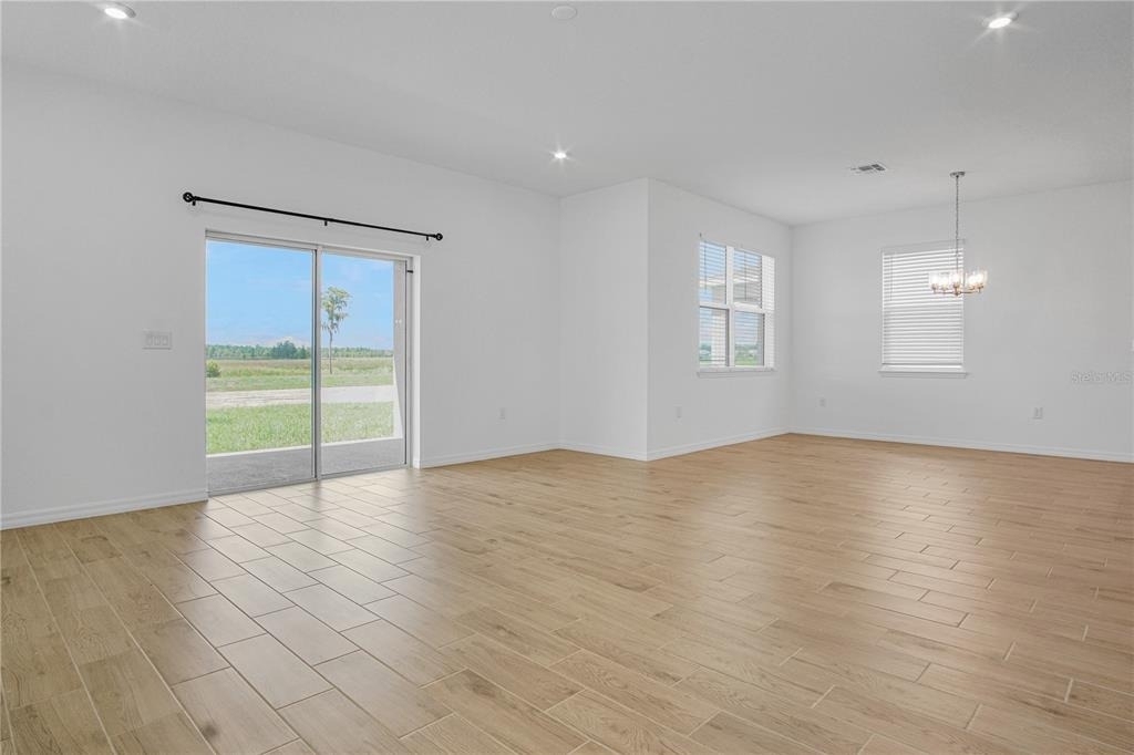 4429 River Beacon Boulevard - Photo 9