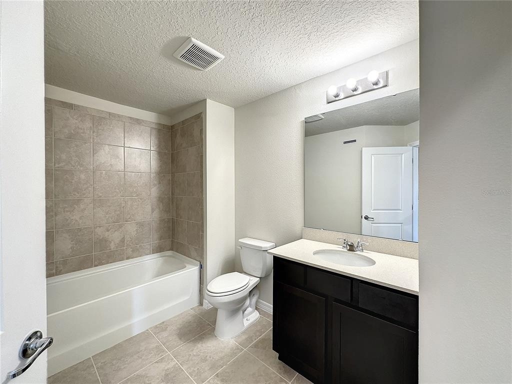 4621 Sparkling Shell Avenue - Photo 20