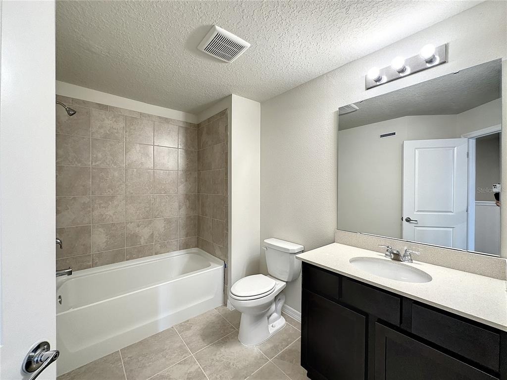 4621 Sparkling Shell Avenue - Photo 19