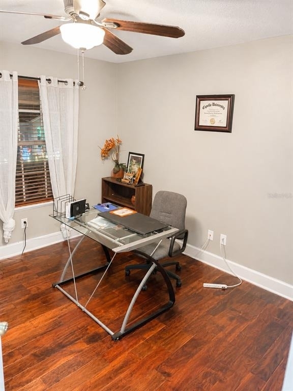 2927 Curving Oaks Way - Photo 4