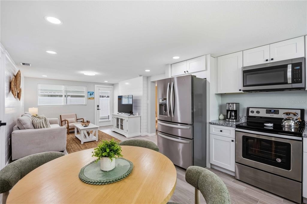 101 Riverview Avenue - Photo 42