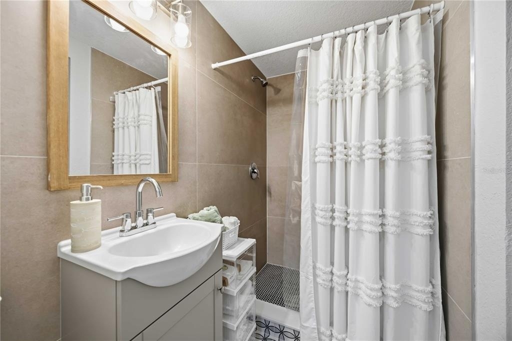 101 Riverview Avenue - Photo 48