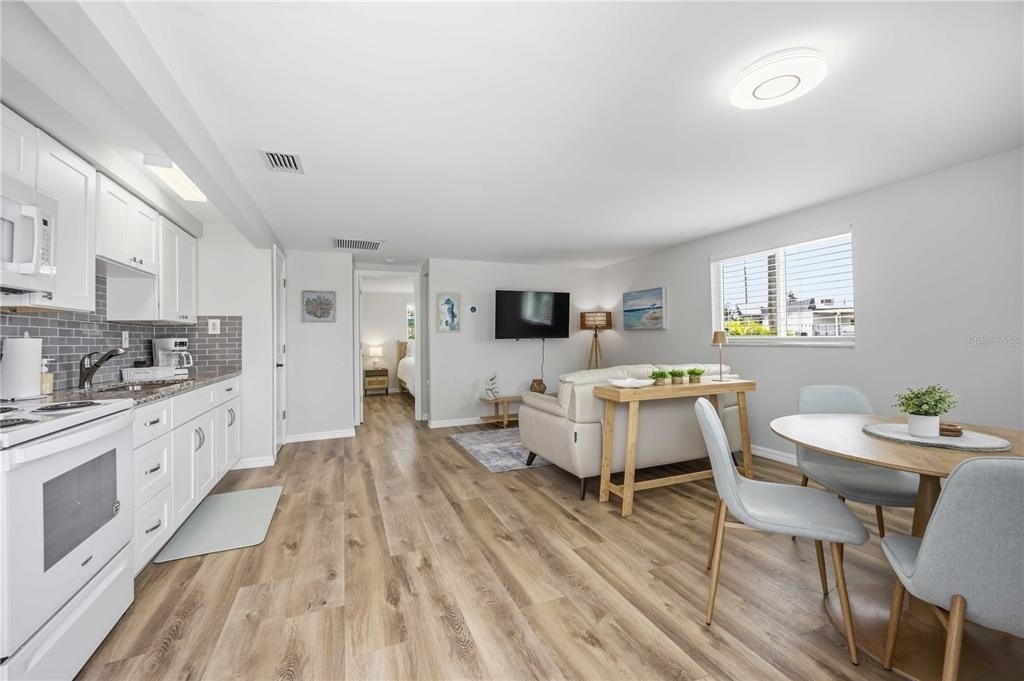101 Riverview Avenue - Photo 5