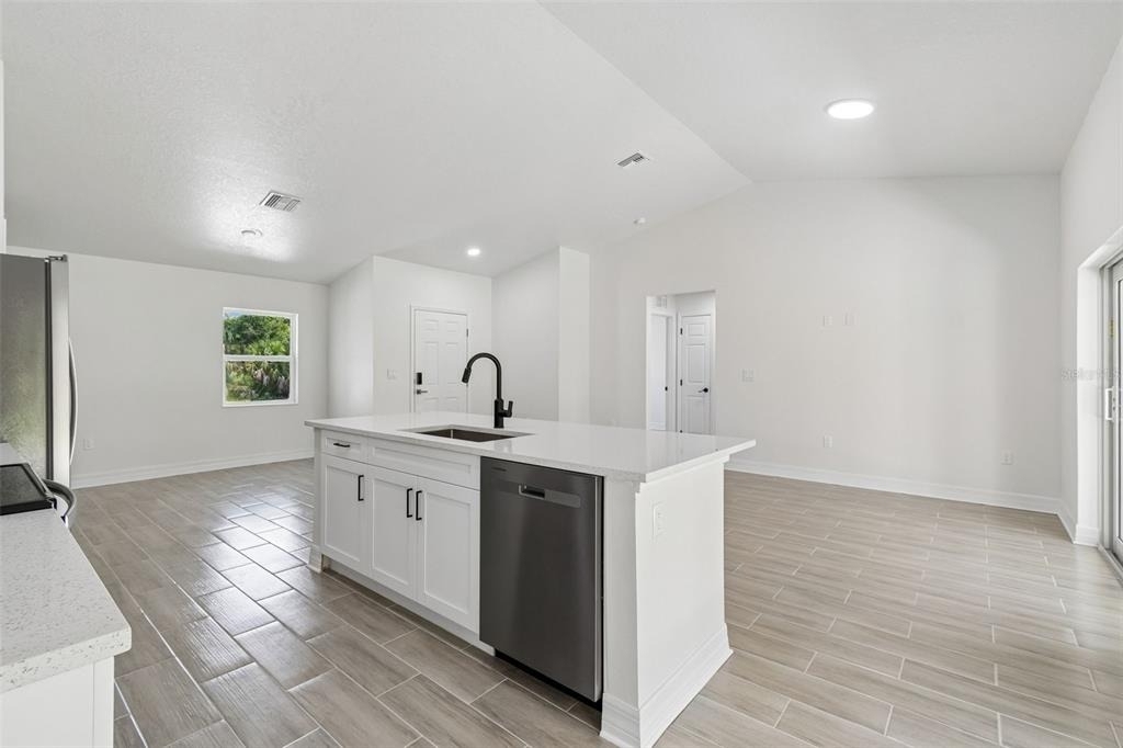 5535 Tevis Terrace - Photo 9