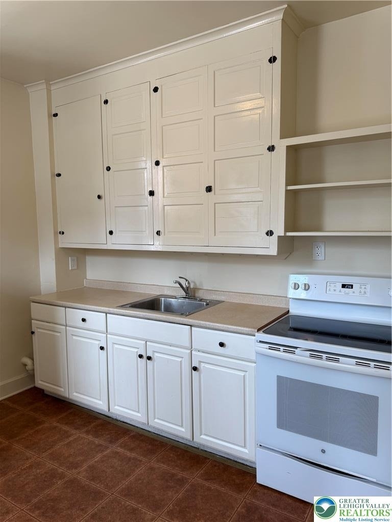 1149 W Turner - Photo 2