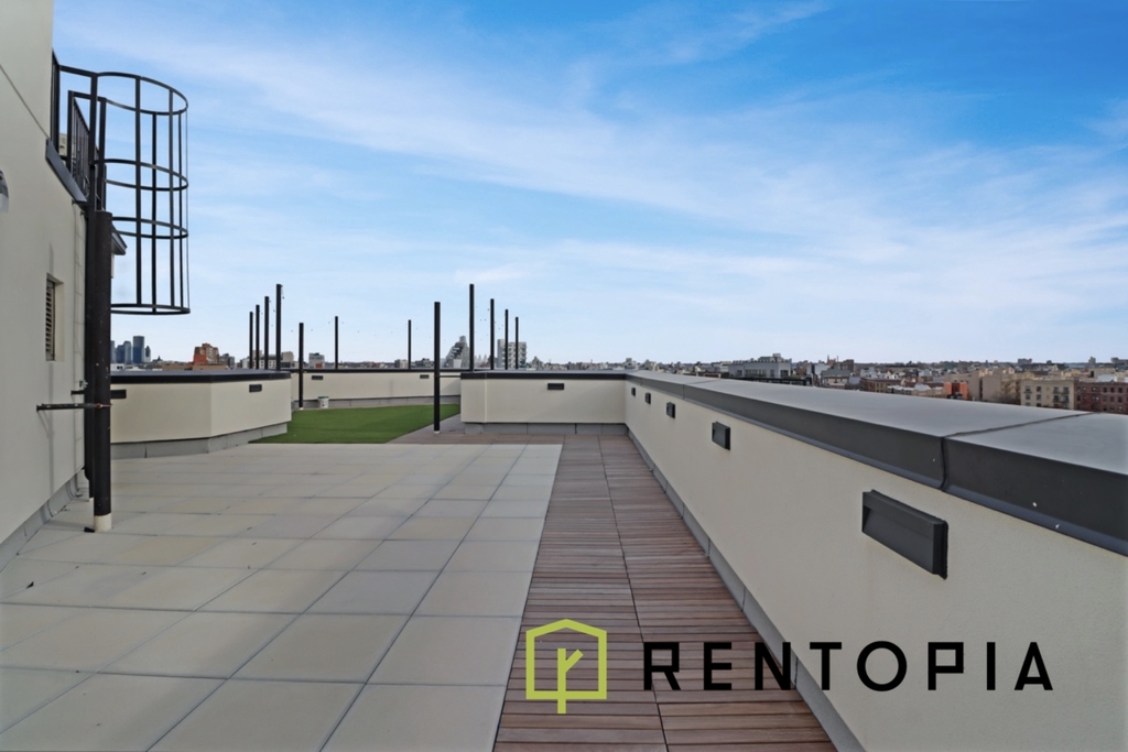 49 Borinquen Place 6B - Photo 8