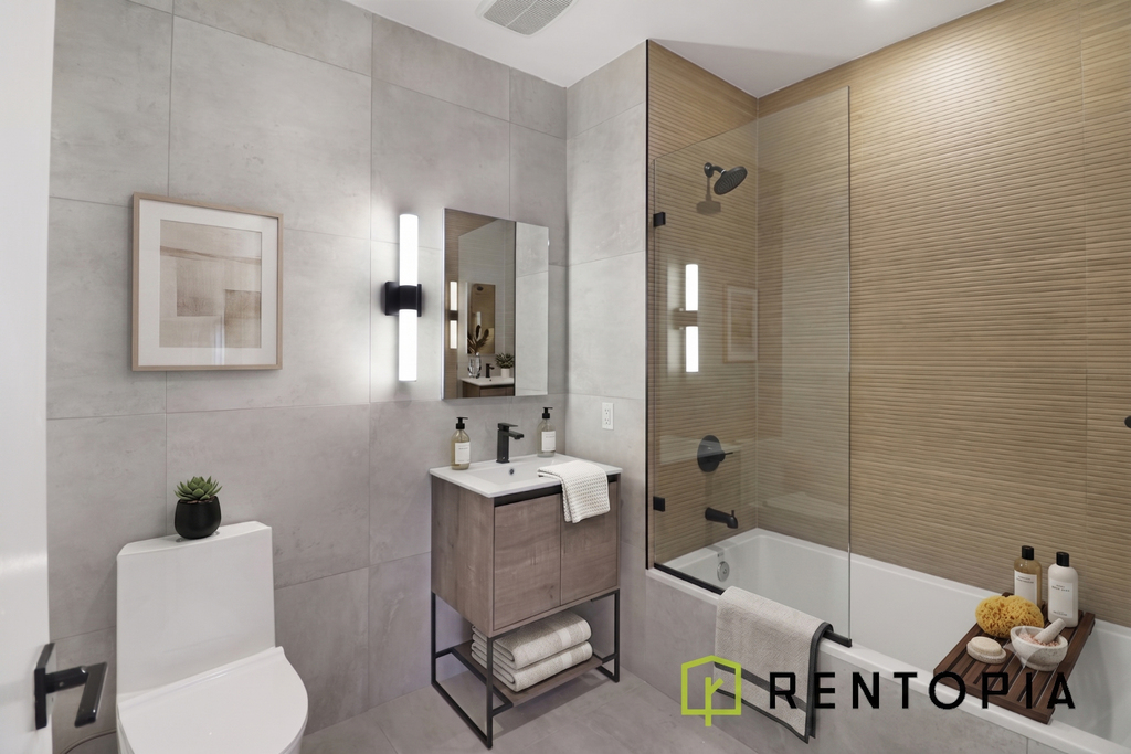 49 Borinquen Place 6B - Photo 2
