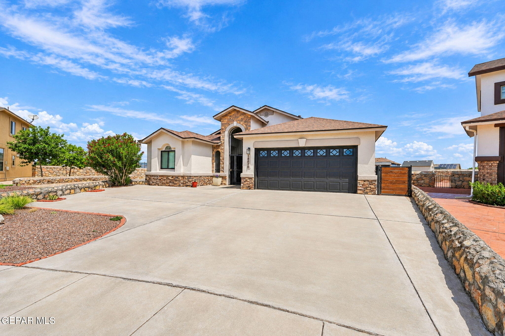 14420 Navajo Point Drive - Photo 0