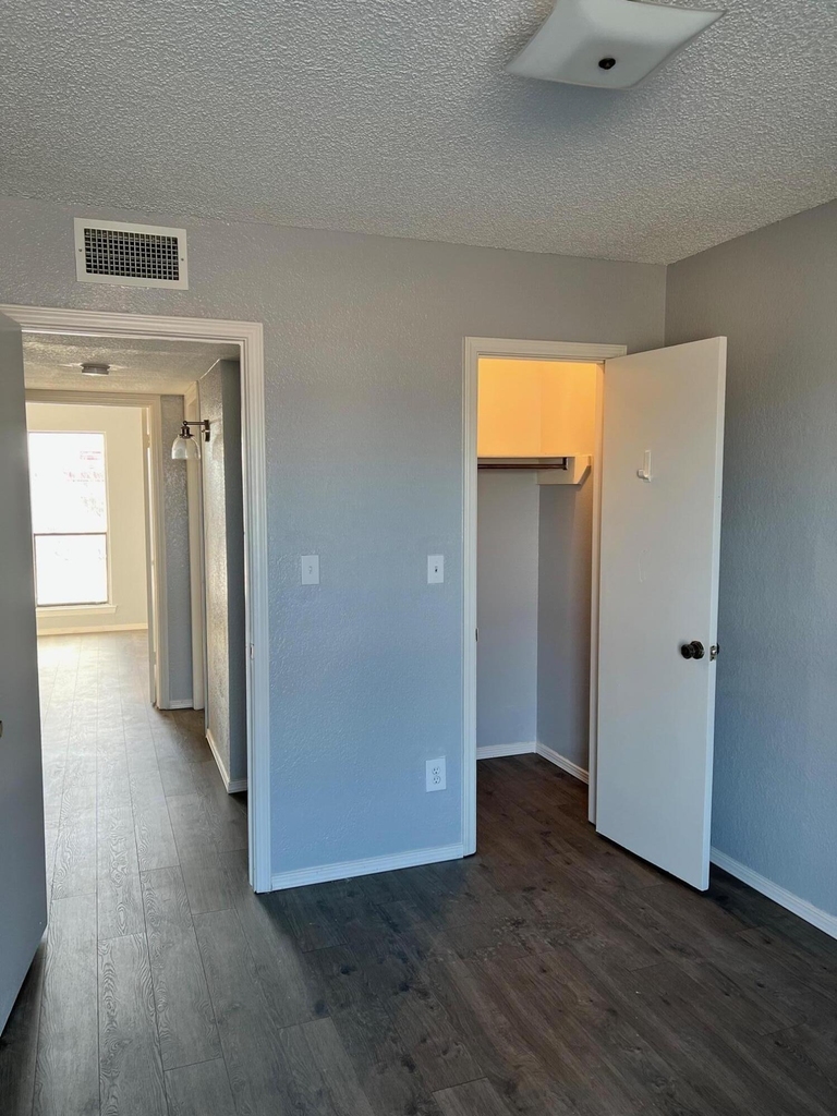 1502 Monte Sanders Lane - Photo 25