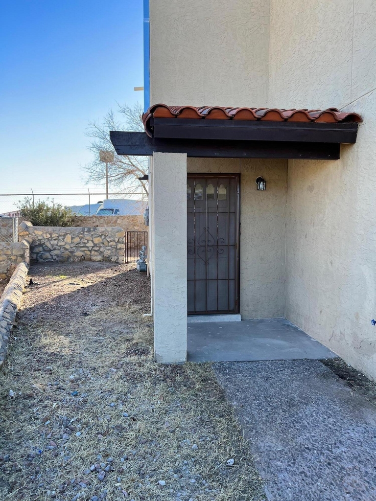 1502 Monte Sanders Lane - Photo 1