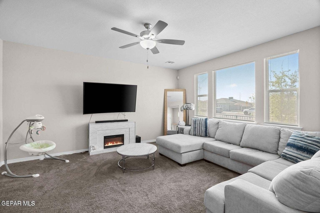 14947 Pebble Hills Boulevard - Photo 5
