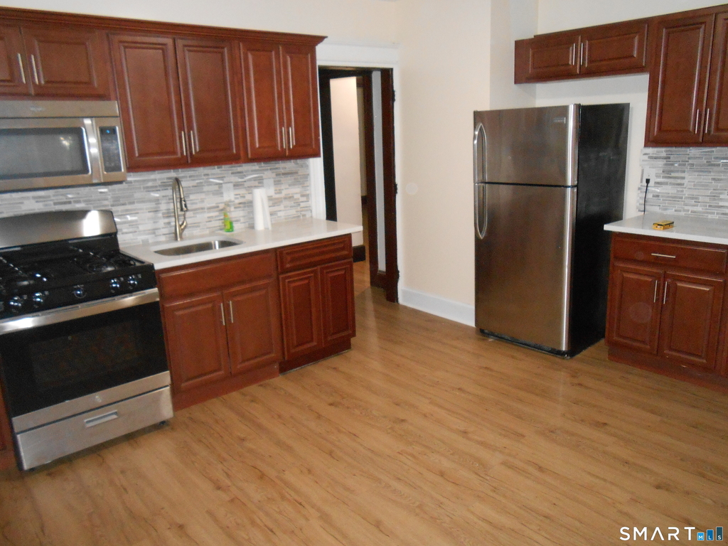 48-52 Vine Street - Photo 0