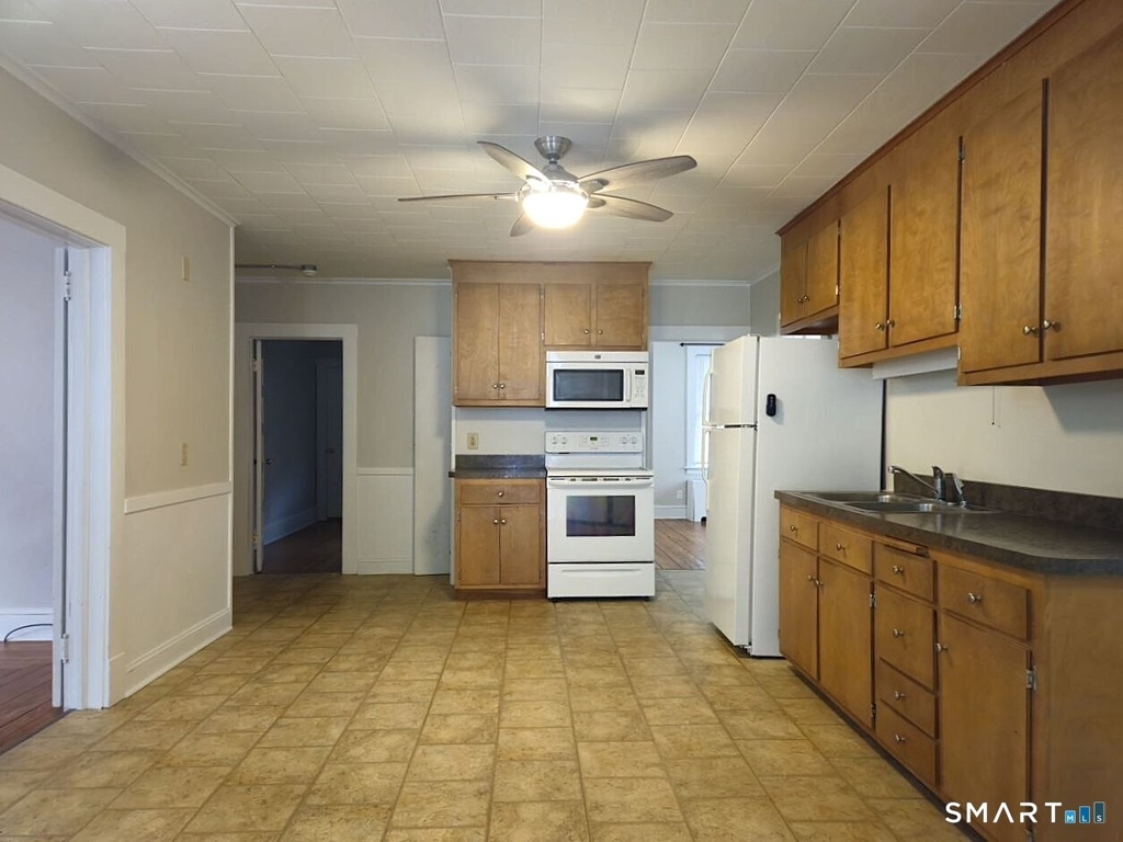 102 Melrose Street - Photo 1
