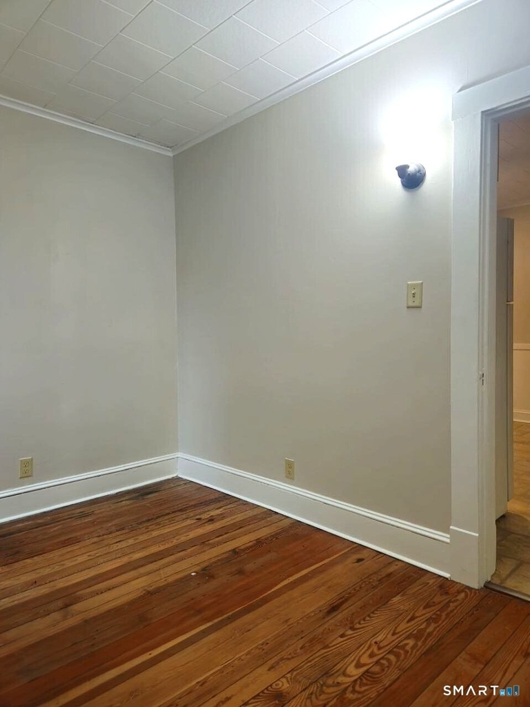 102 Melrose Street - Photo 17