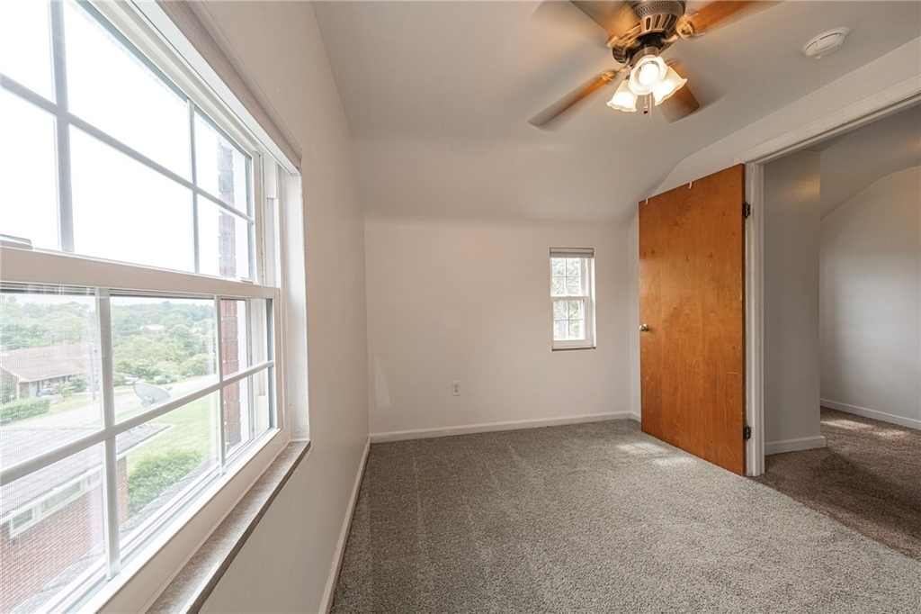 1920 James Street - Photo 20
