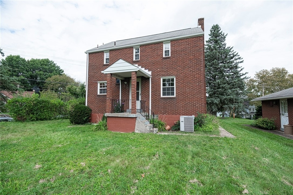 1920 James Street - Photo 23