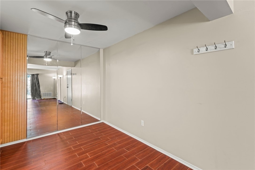 4073 Sanlin Dr - Photo 6