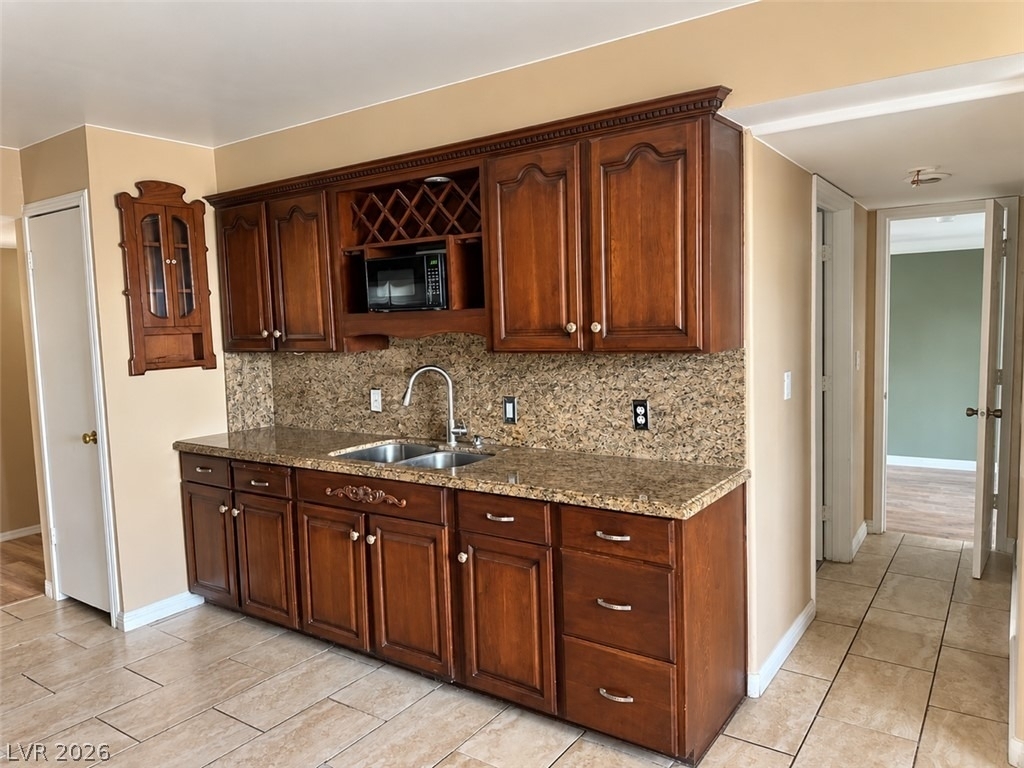 504 Falcon Lane - Photo 6