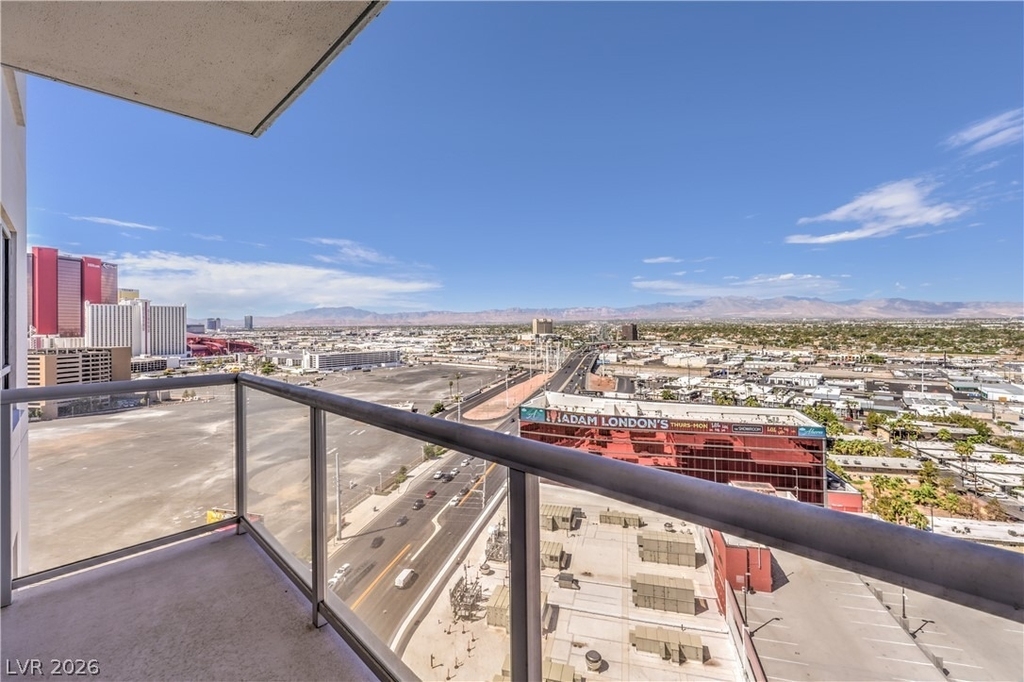 200 W Sahara Avenue - Photo 10