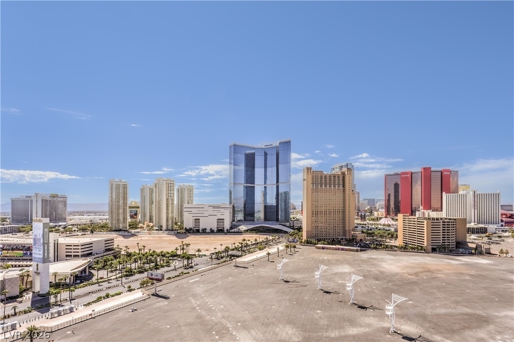 200 W Sahara Avenue - Photo 6