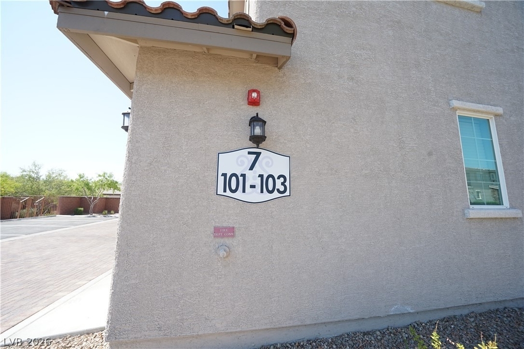 8507 Insignia Avenue - Photo 2