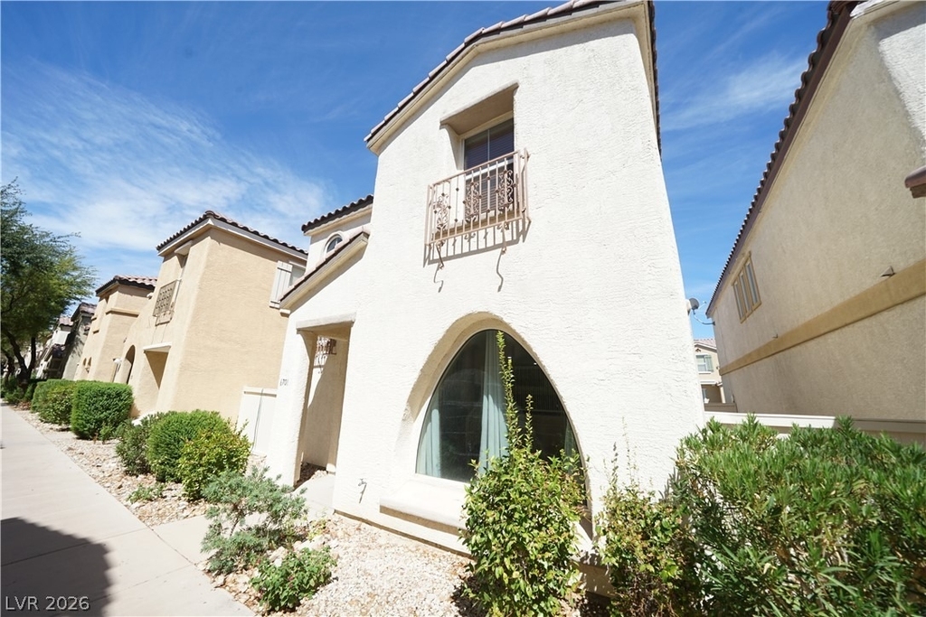 6709 Bluebell Garden Street - Photo 2