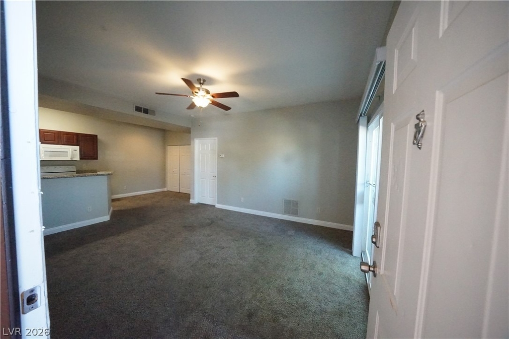 5146 S Jones Boulevard - Photo 4