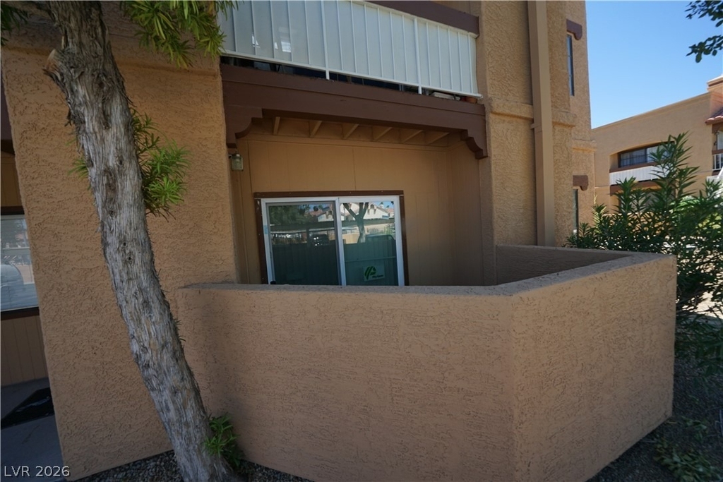 5146 S Jones Boulevard - Photo 2