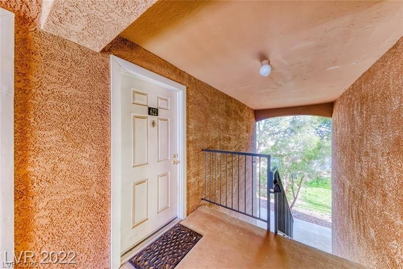 231 W Horizon Ridge Parkway - Photo 1