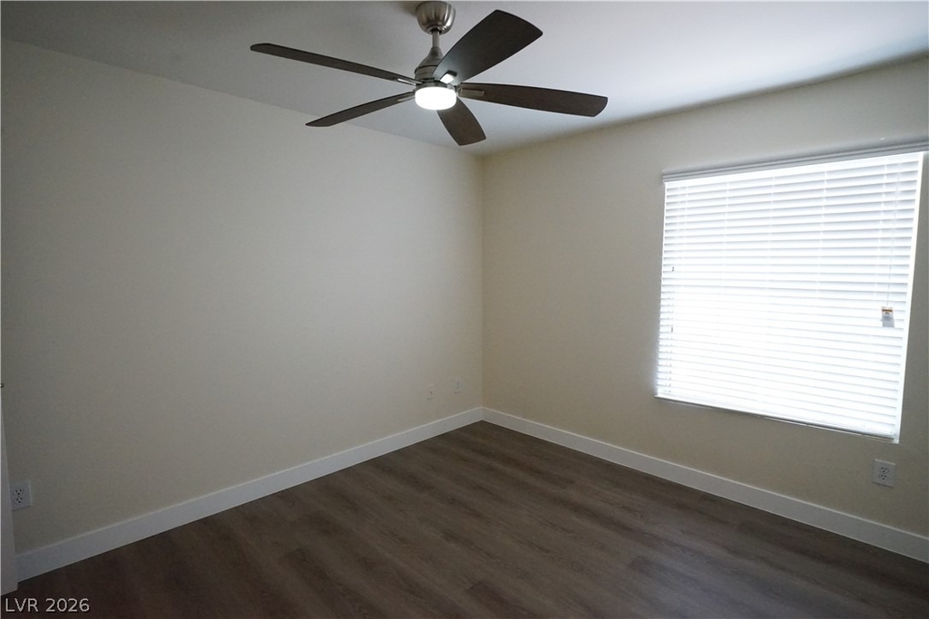 231 W Horizon Ridge Parkway - Photo 11