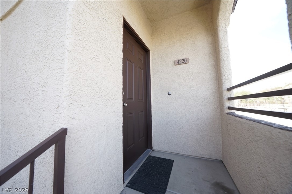 2291 W Horizon Ridge Parkway - Photo 3